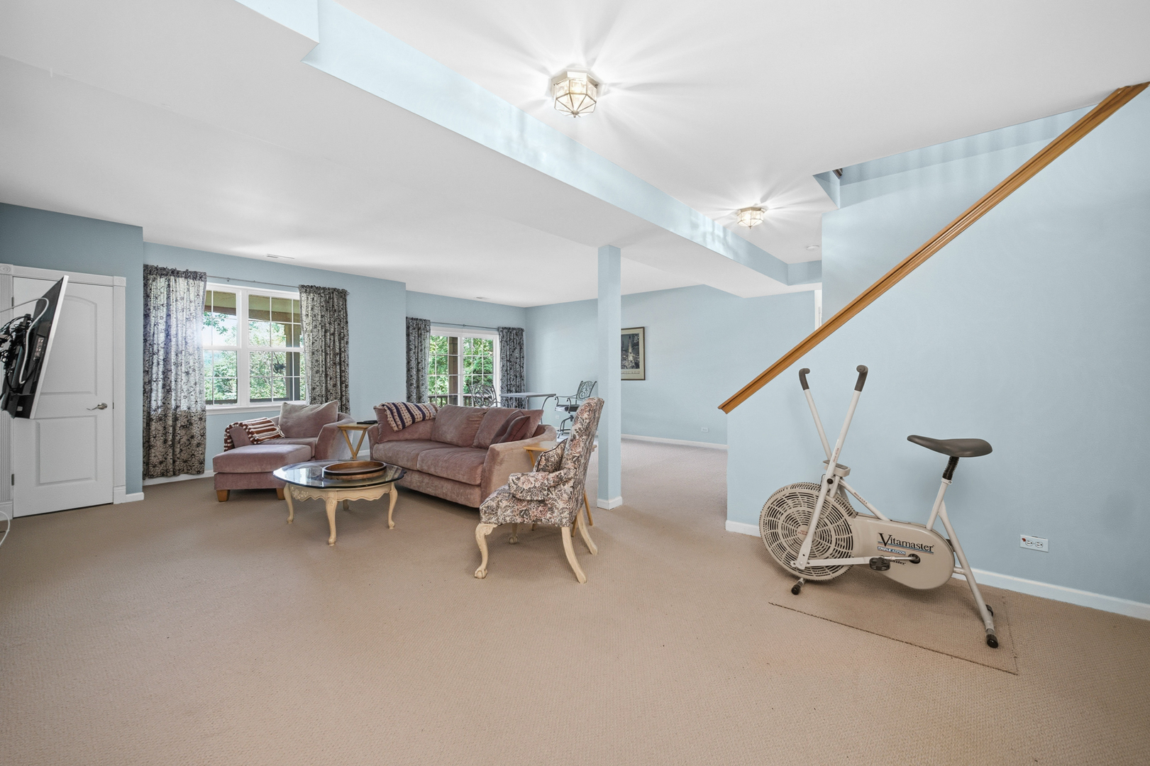 720 Viewpointe Drive