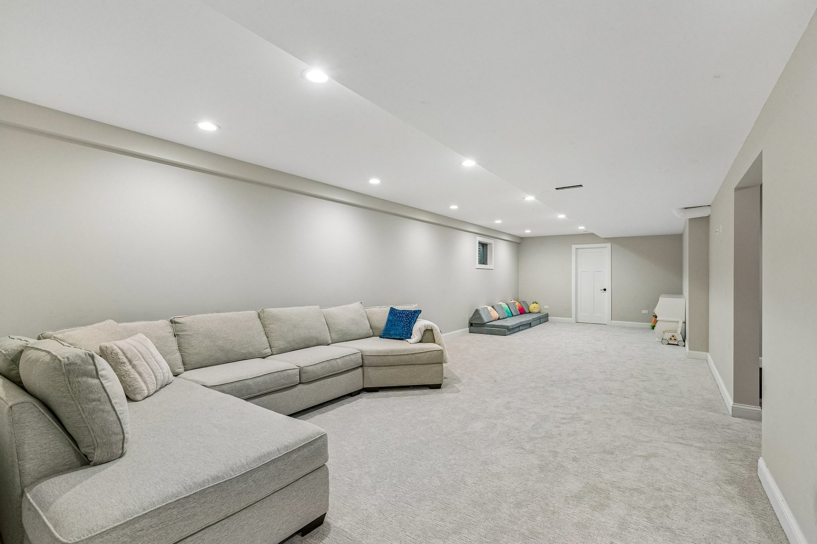 5N619 Farrier Point Lane