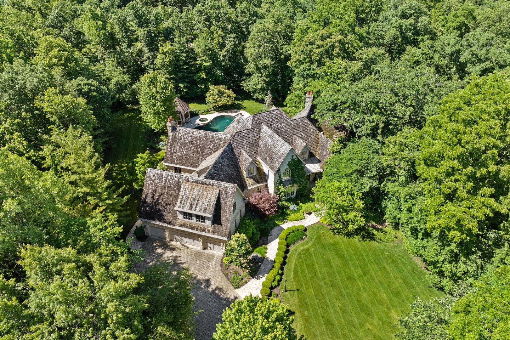 33W551 Hub Road