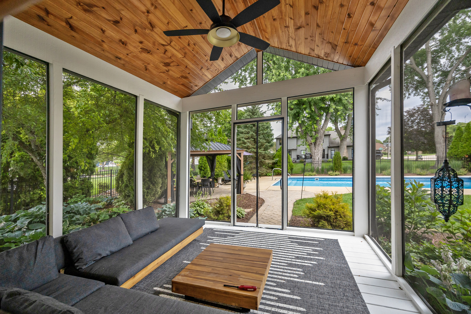 811 E Main Street