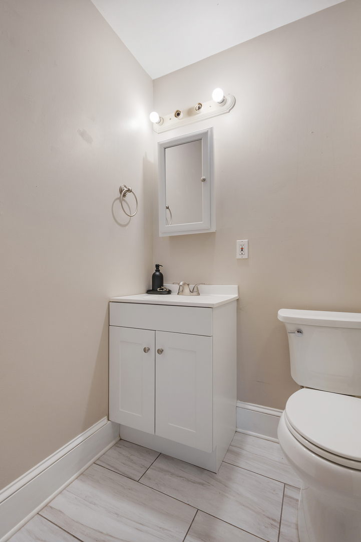 222 W Main Street Unit: A