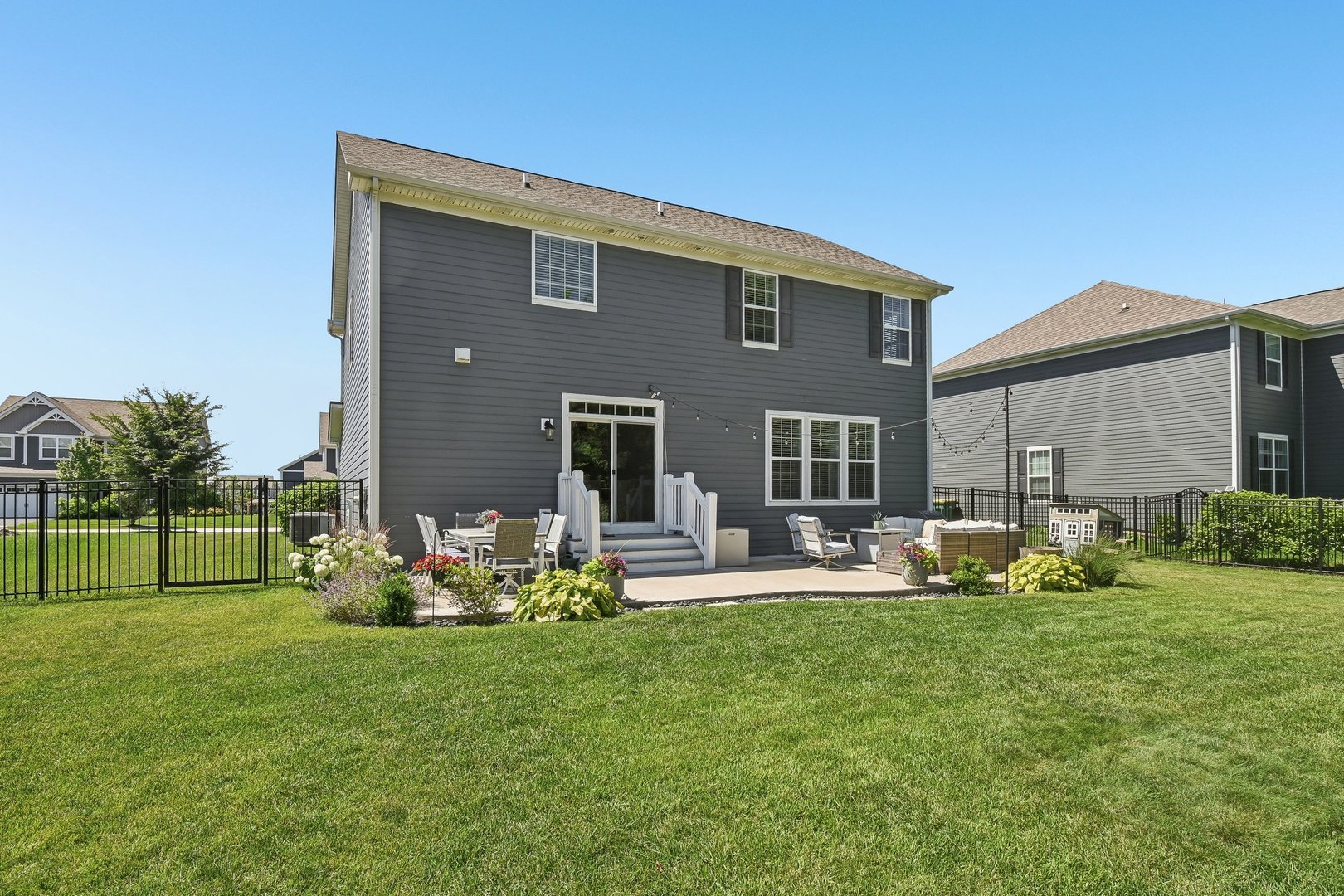 16256 W Wirestem Drive