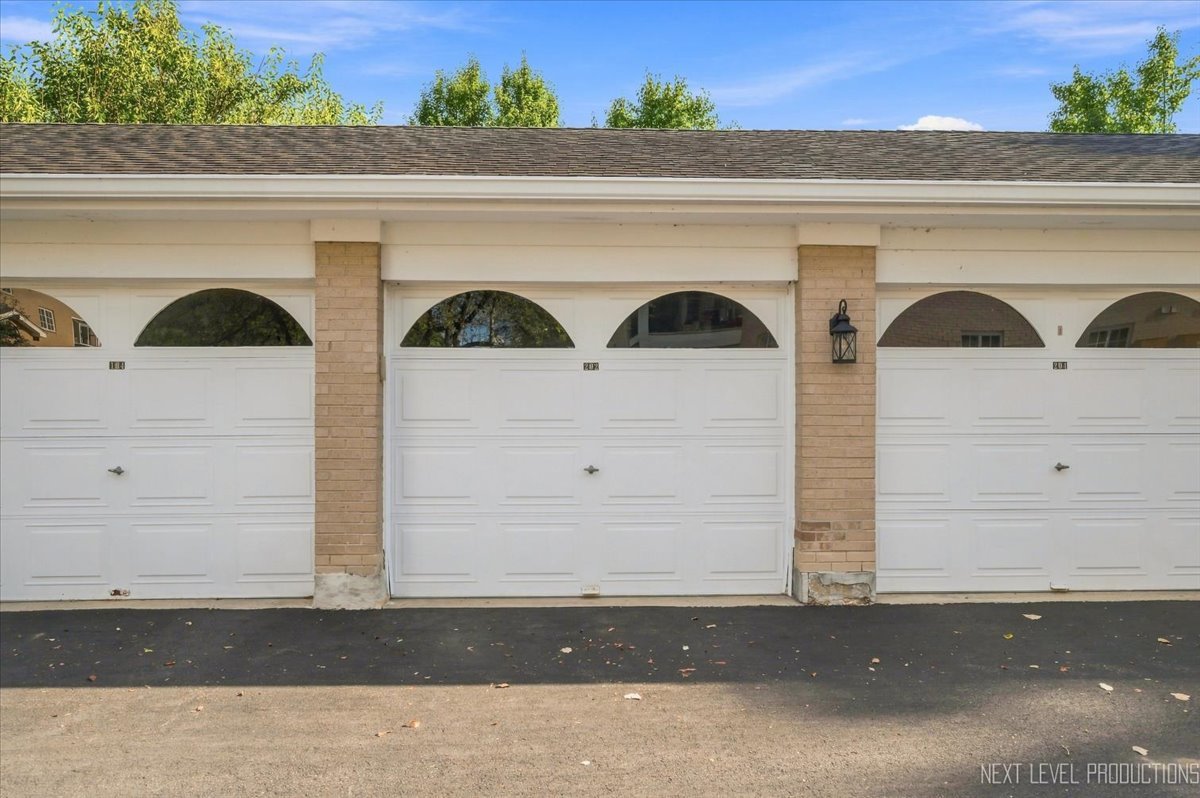 457 Valley Drive Unit: 202