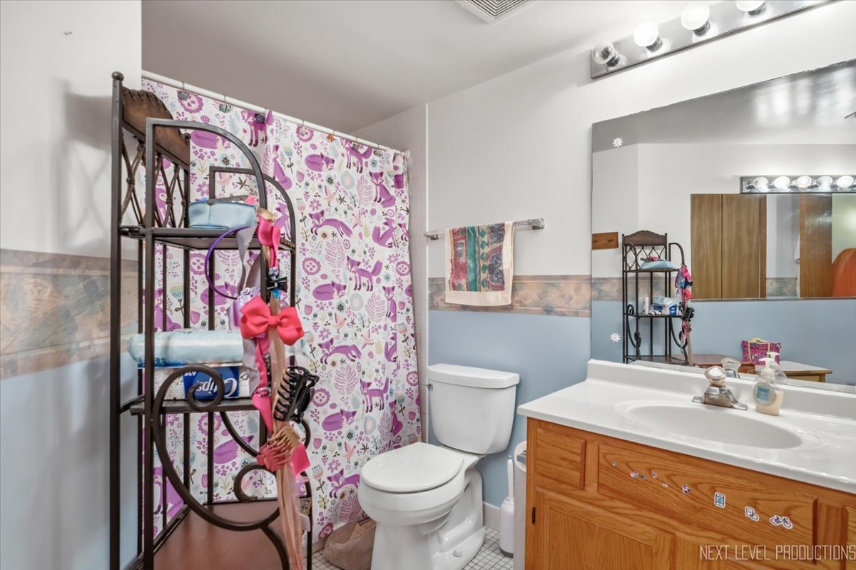 457 Valley Drive Unit: 202
