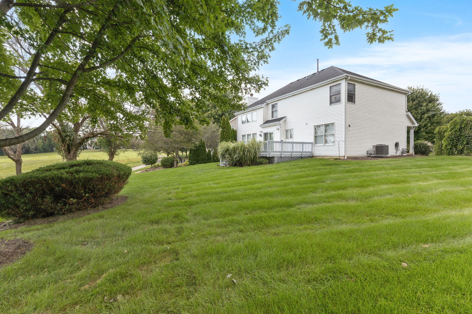 39W197 Acres Place