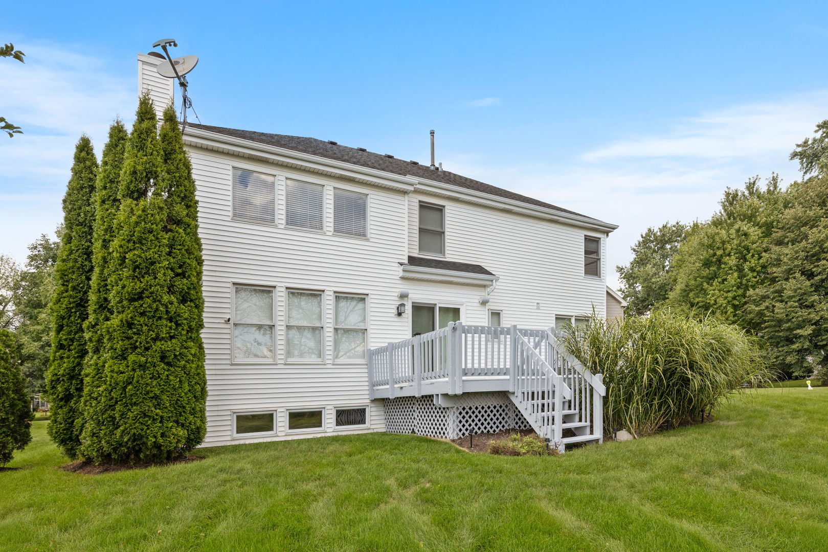 39W197 Acres Place