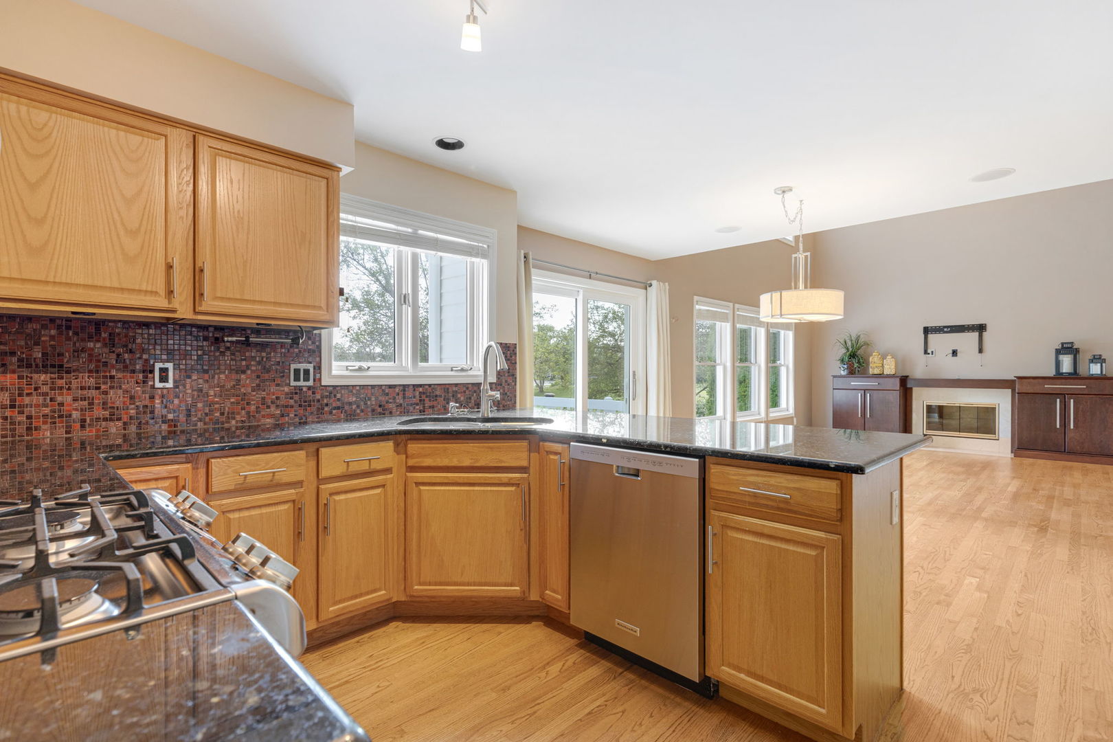 39W197 Acres Place