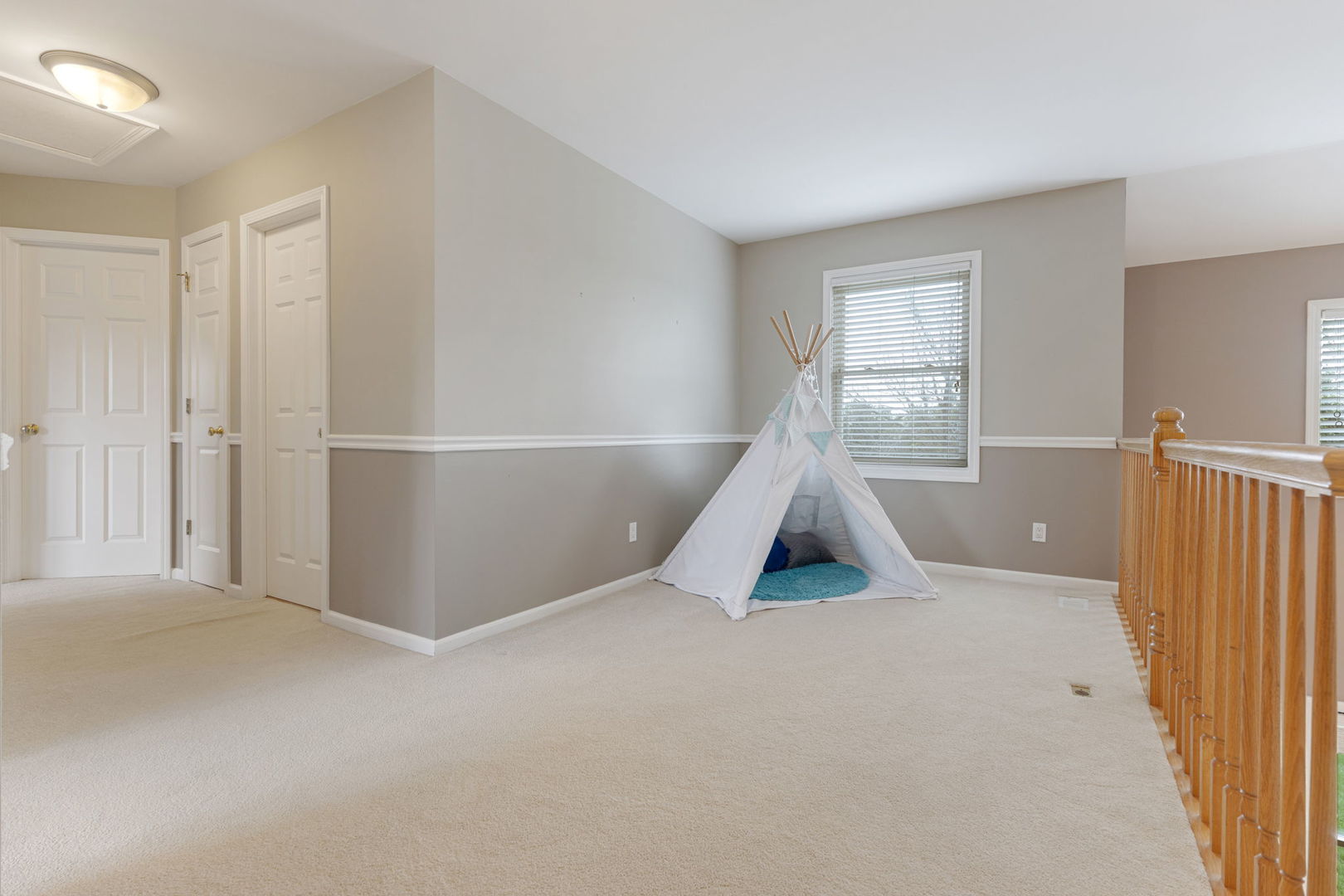 39W197 Acres Place