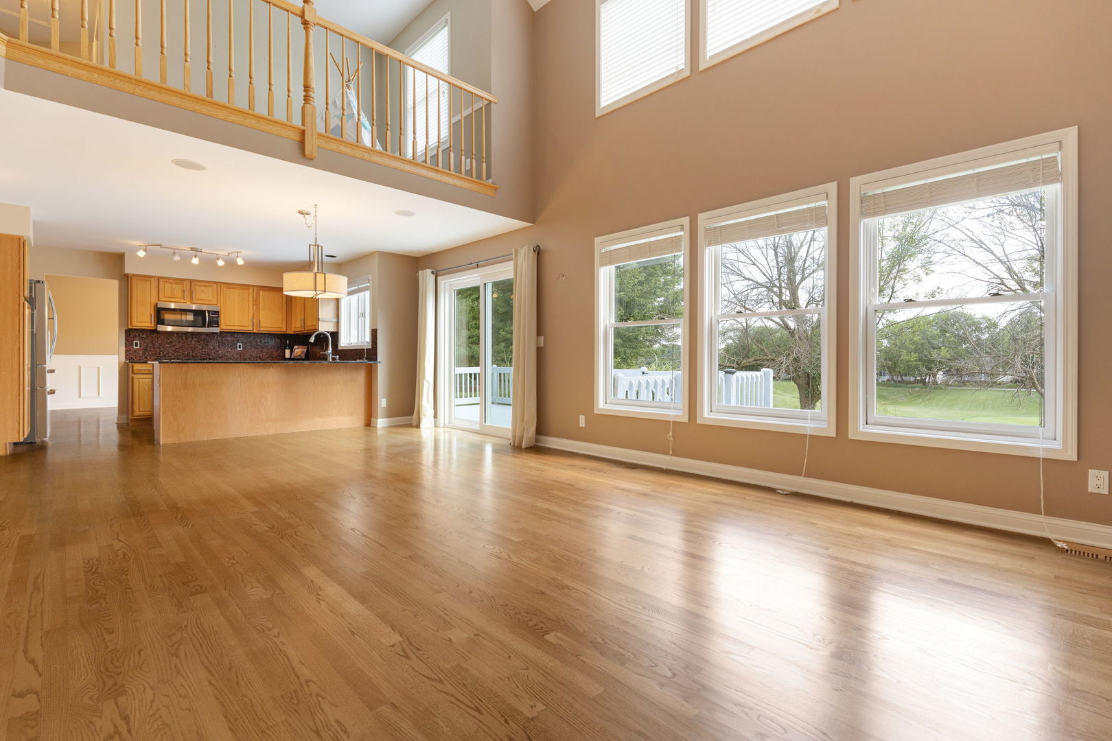 39W197 Acres Place