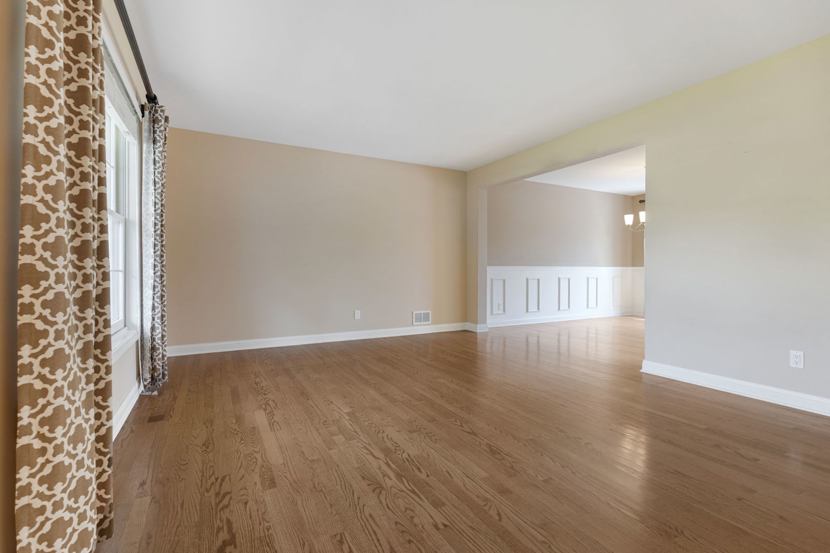 39W197 Acres Place