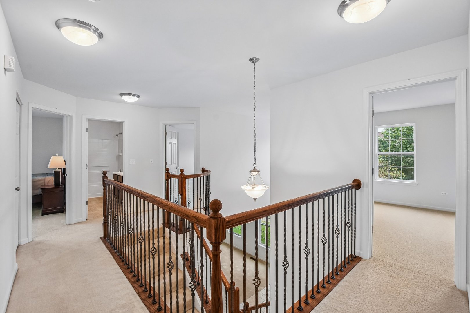 586 WEXFORD Drive