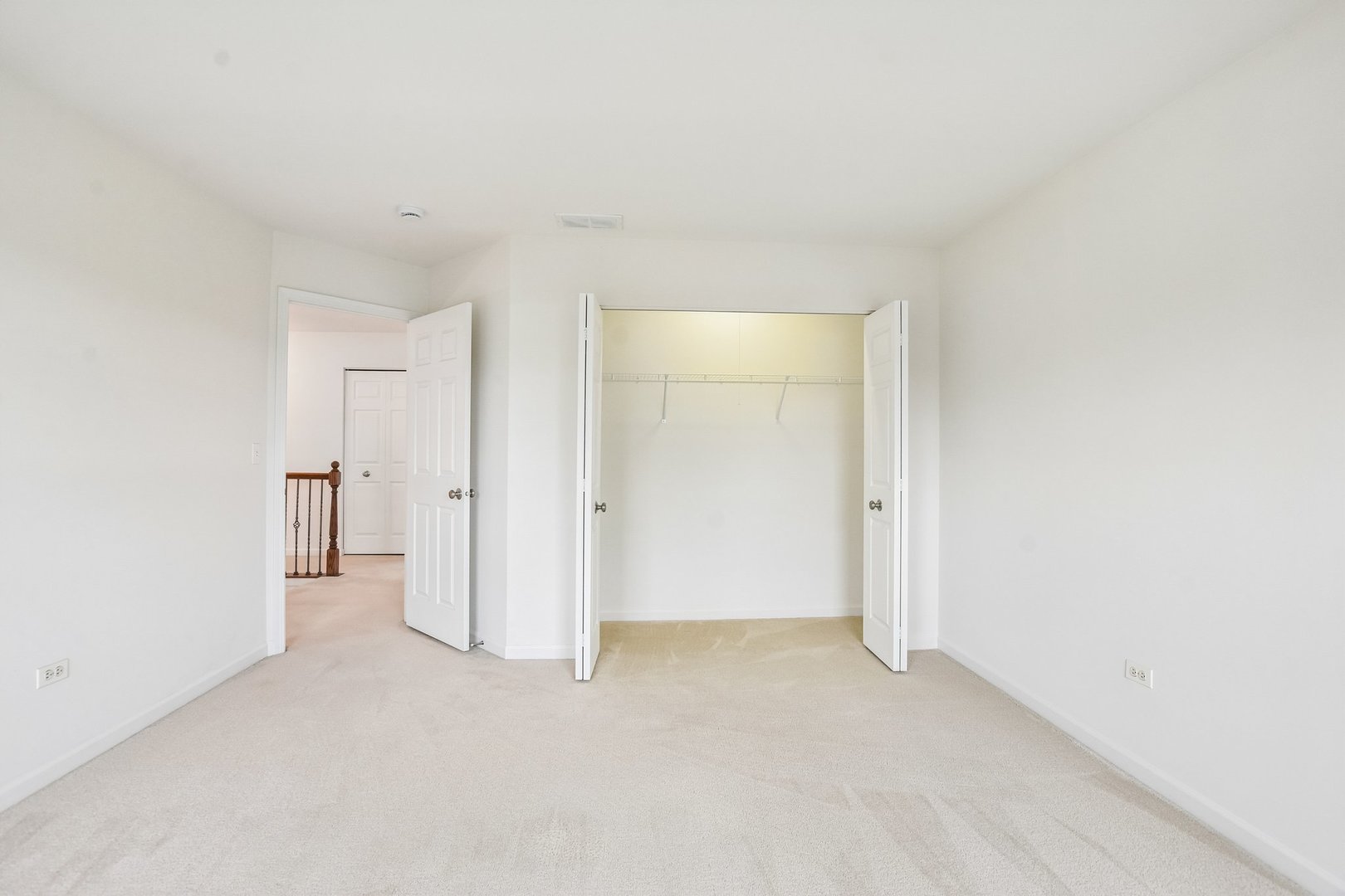 586 WEXFORD Drive