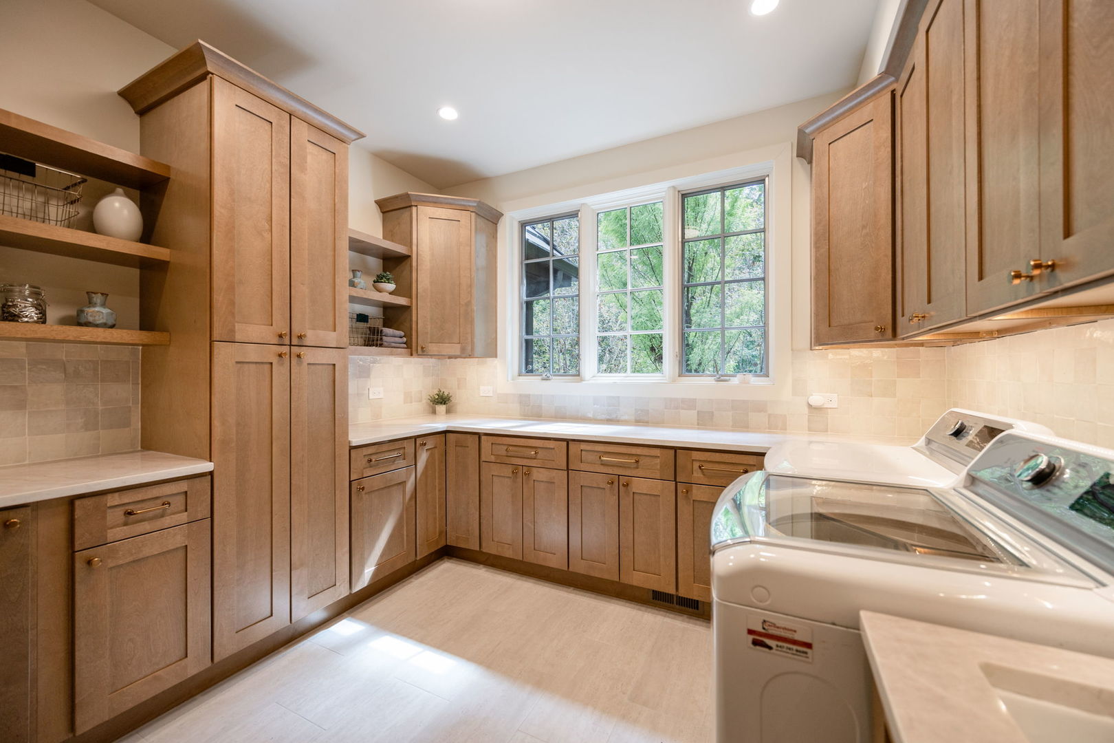 2901 Glenbriar Drive