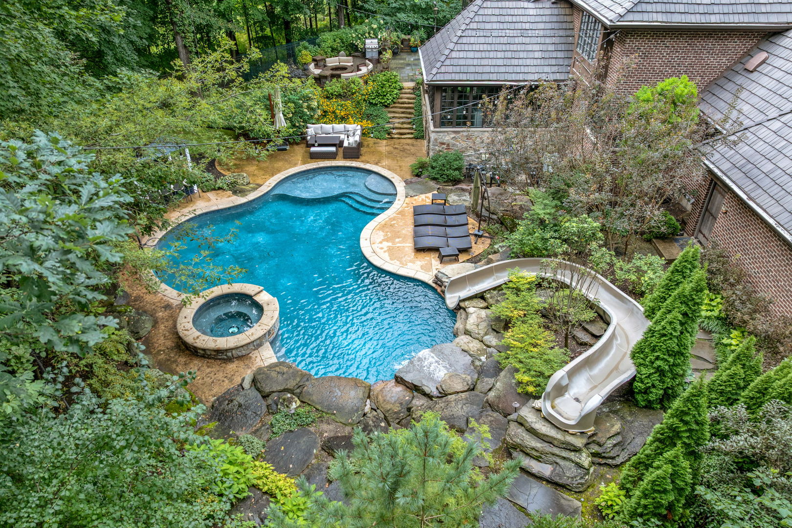 2901 Glenbriar Drive