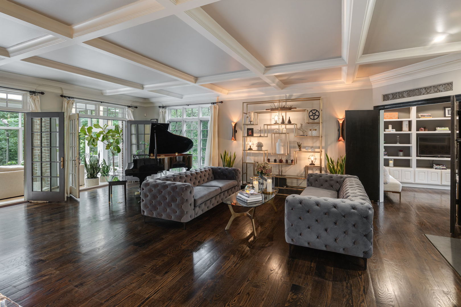 2901 Glenbriar Drive