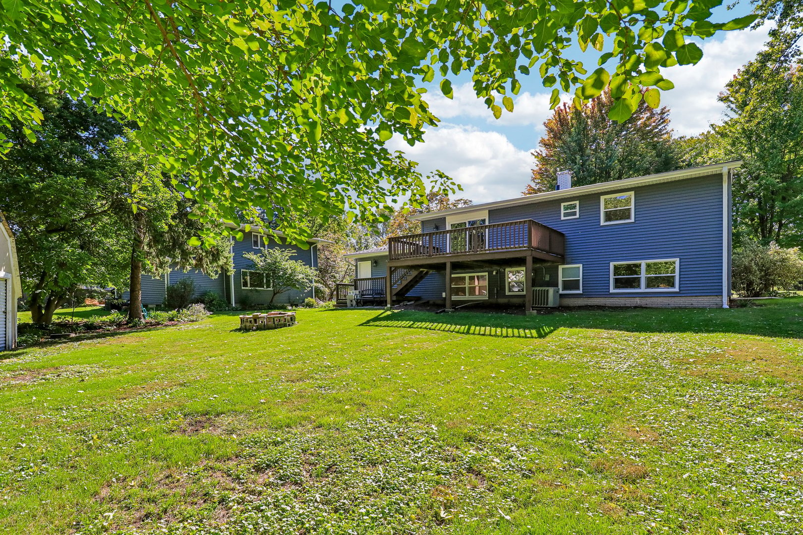 1506 Jewel Avenue