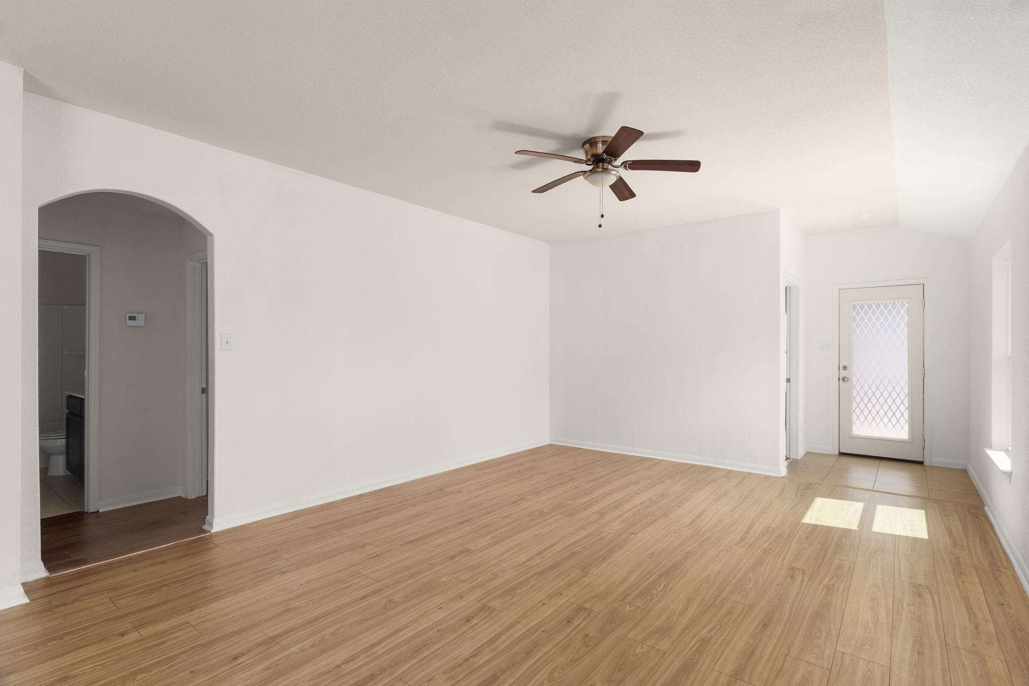 13424 Harry S Truman DR, Manor