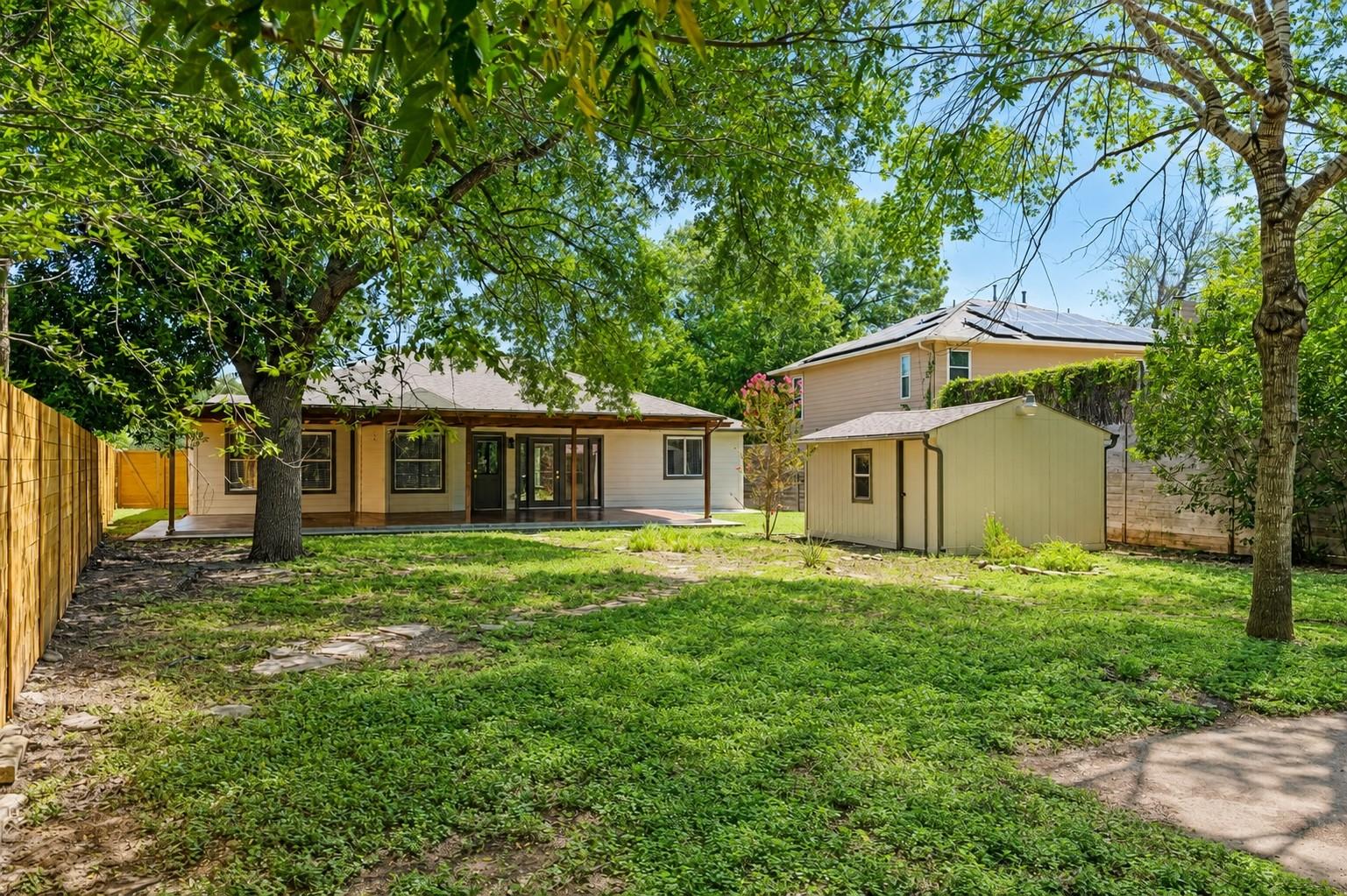 509 Kingfisher Creek DR