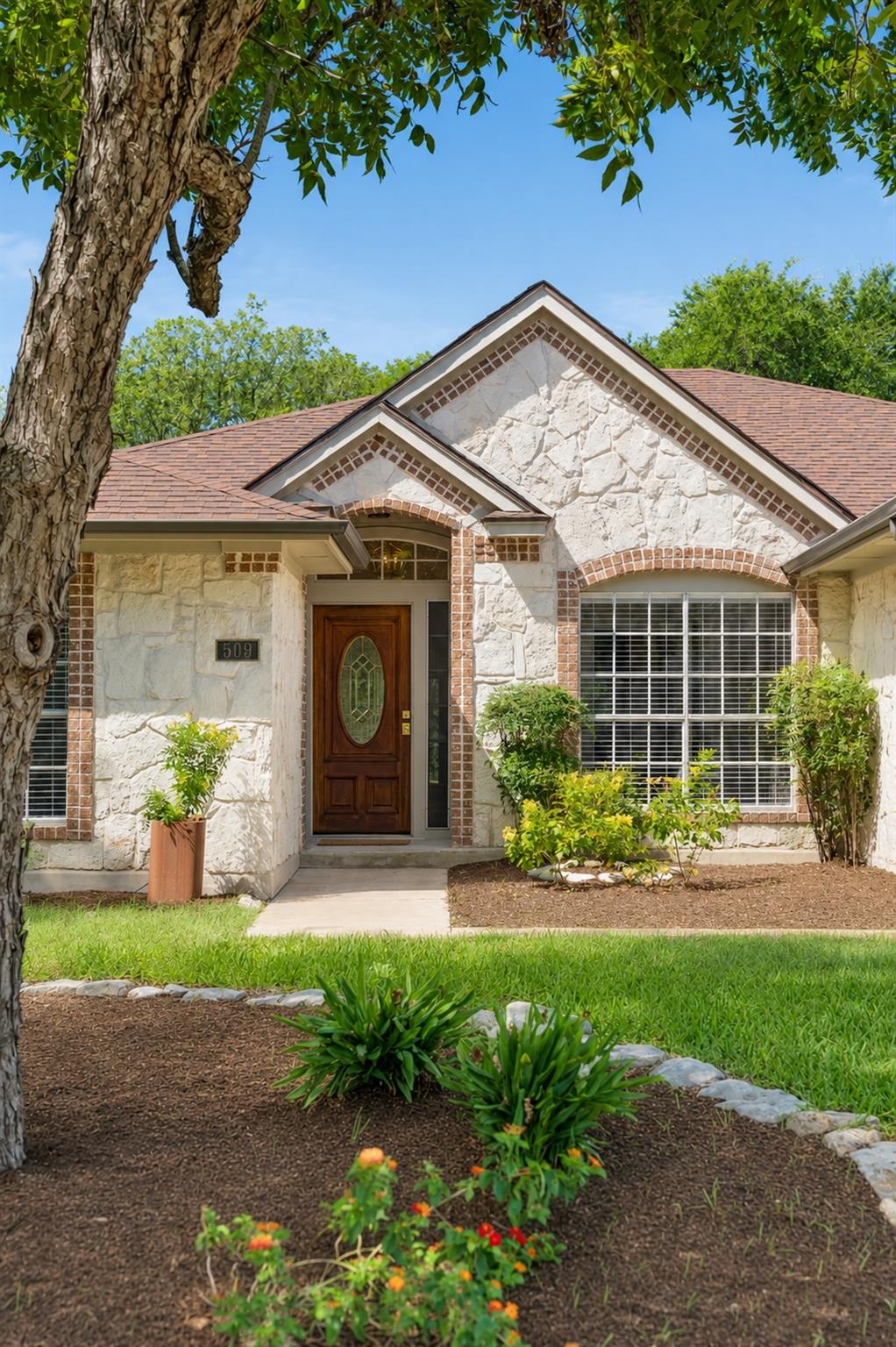 509 Kingfisher Creek DR