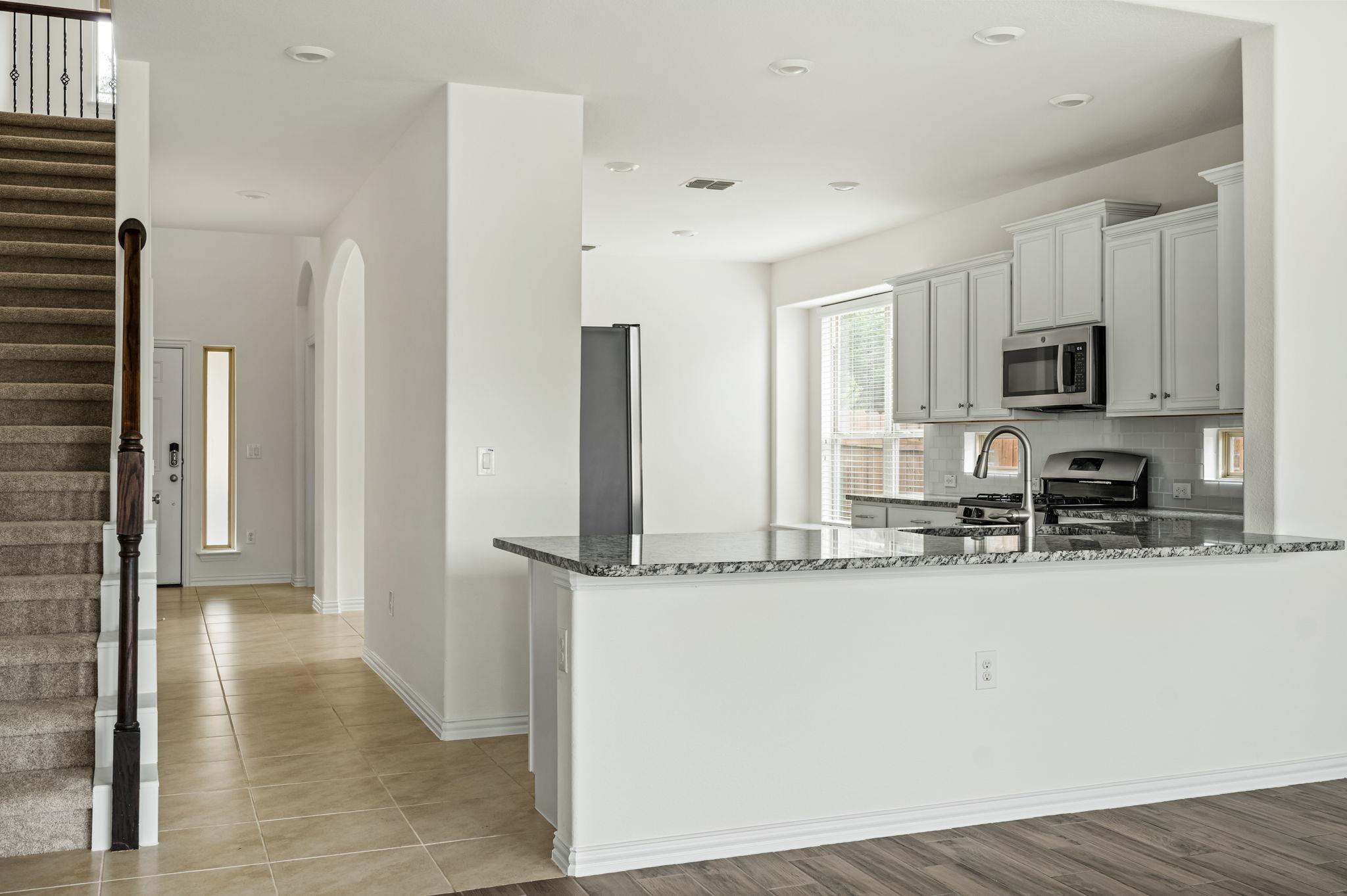 12206 Toluca DR