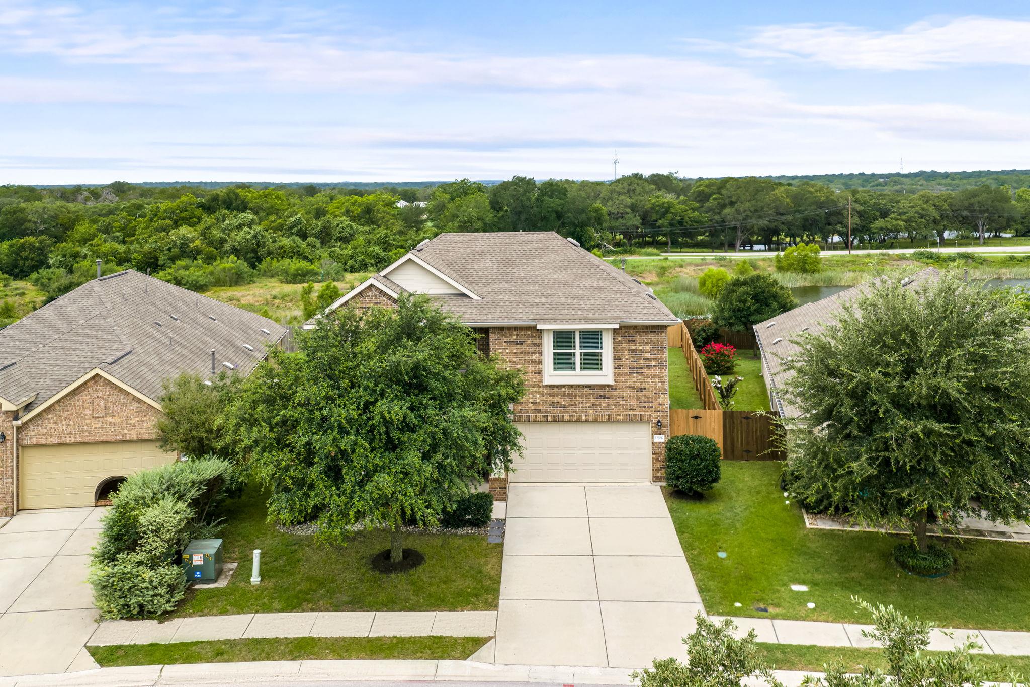 12206 Toluca DR