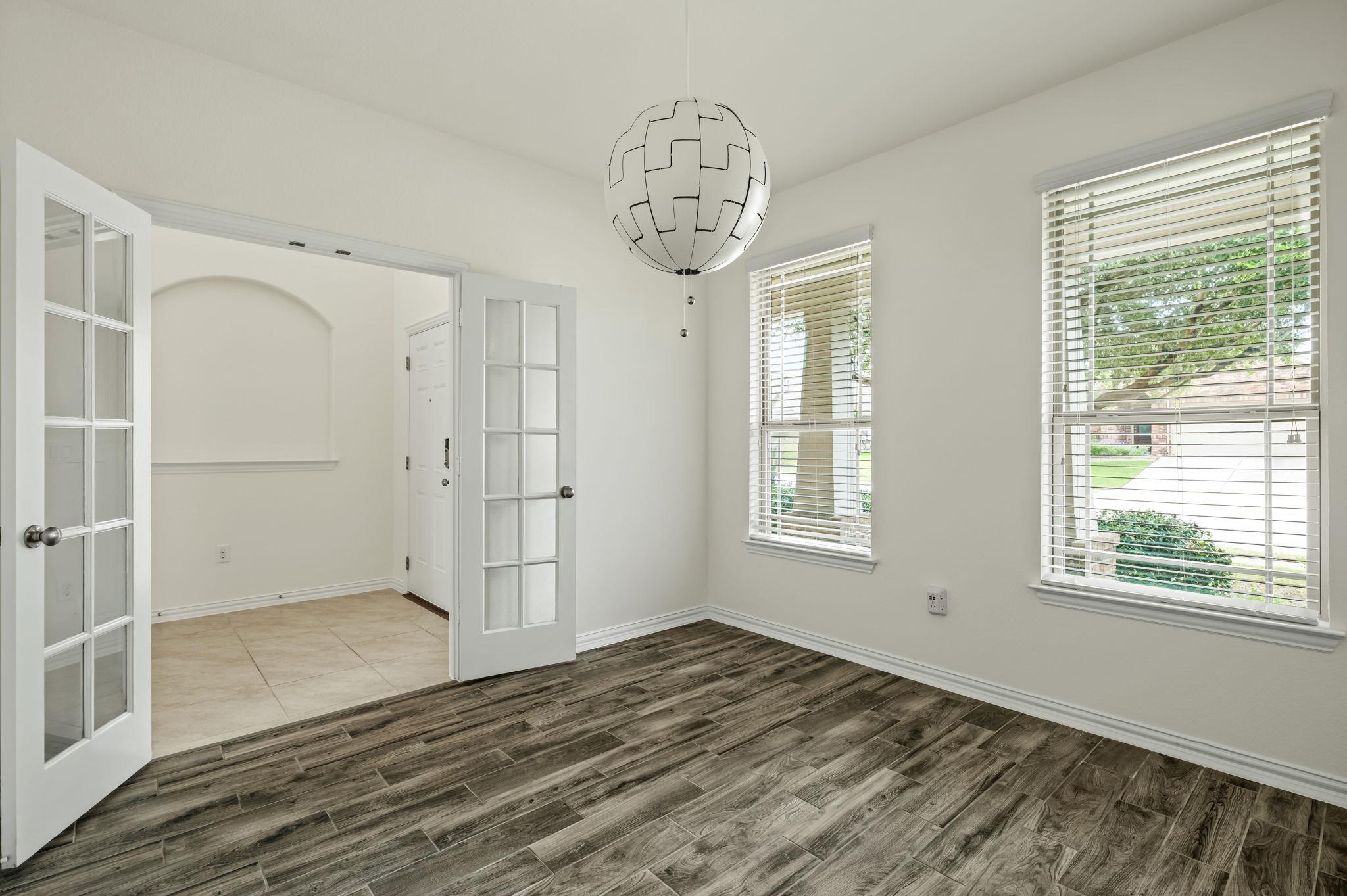 12206 Toluca DR