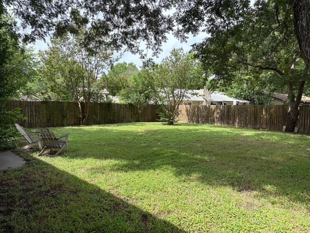 7002 Crystalbrook DR
