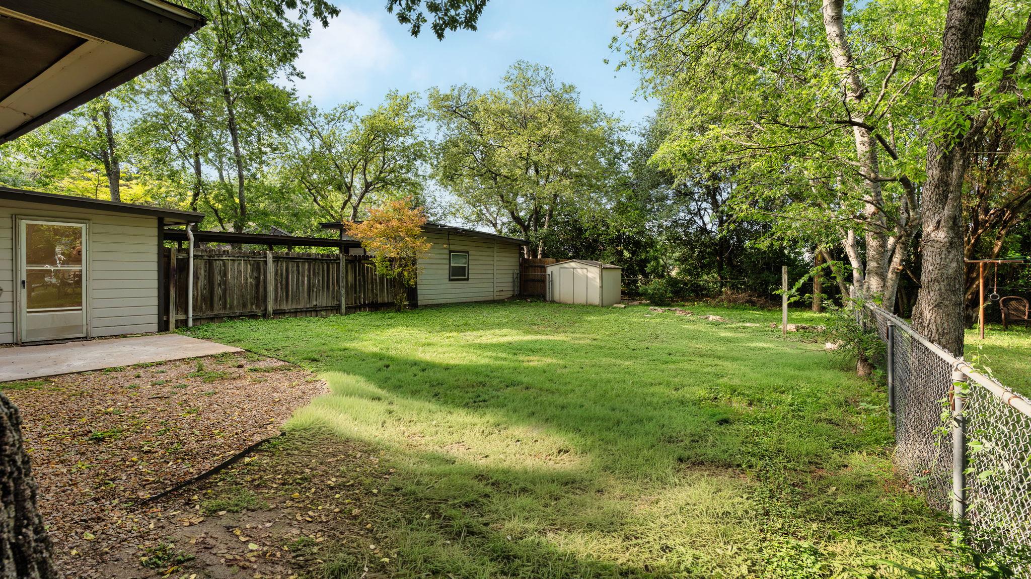 206 E Skyview RD