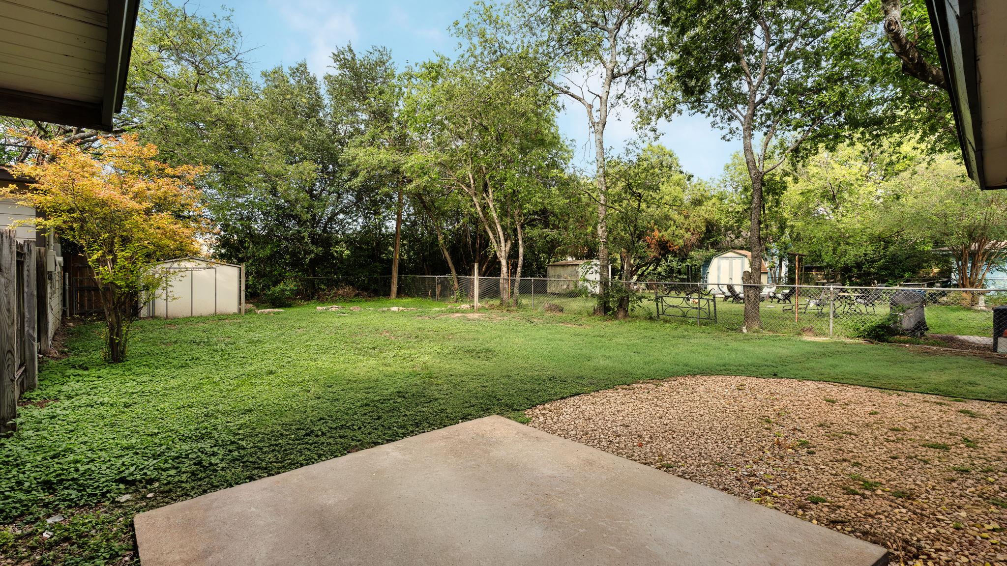 206 E Skyview RD