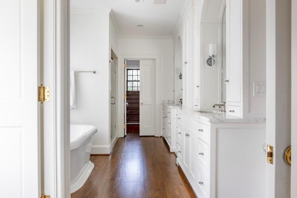 1061 Stovall Boulevard NE