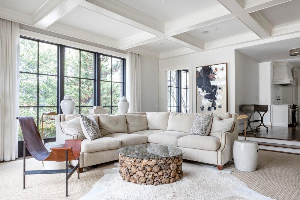 1061 Stovall Boulevard NE