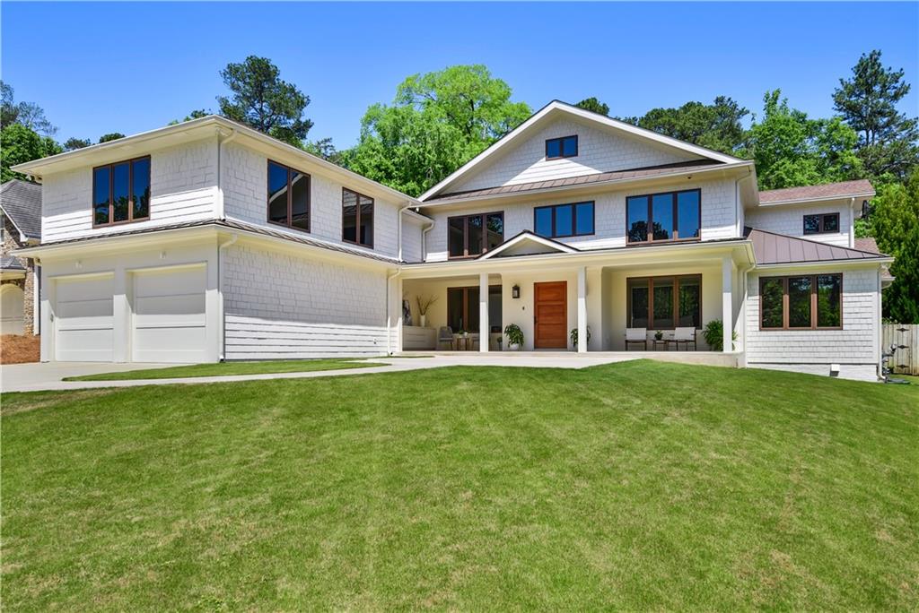 106 Interlochen Drive NE