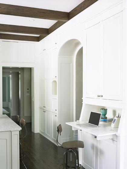 4262 E Brookhaven Drive NE