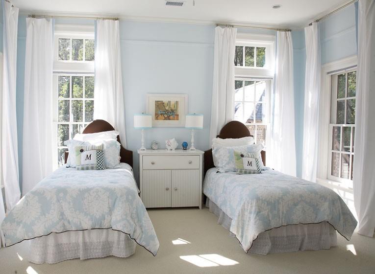 4262 E Brookhaven Drive NE