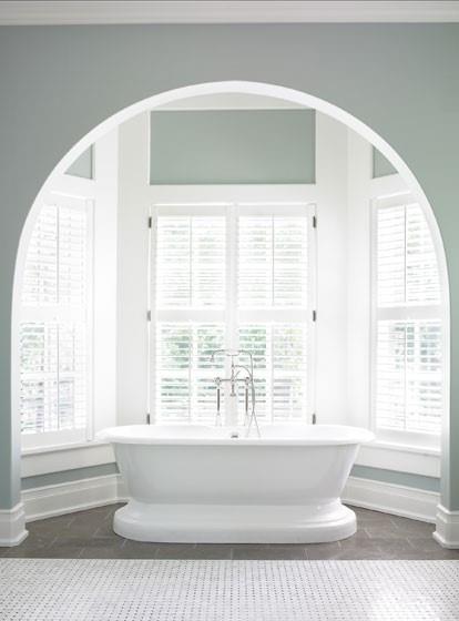 4262 E Brookhaven Drive NE