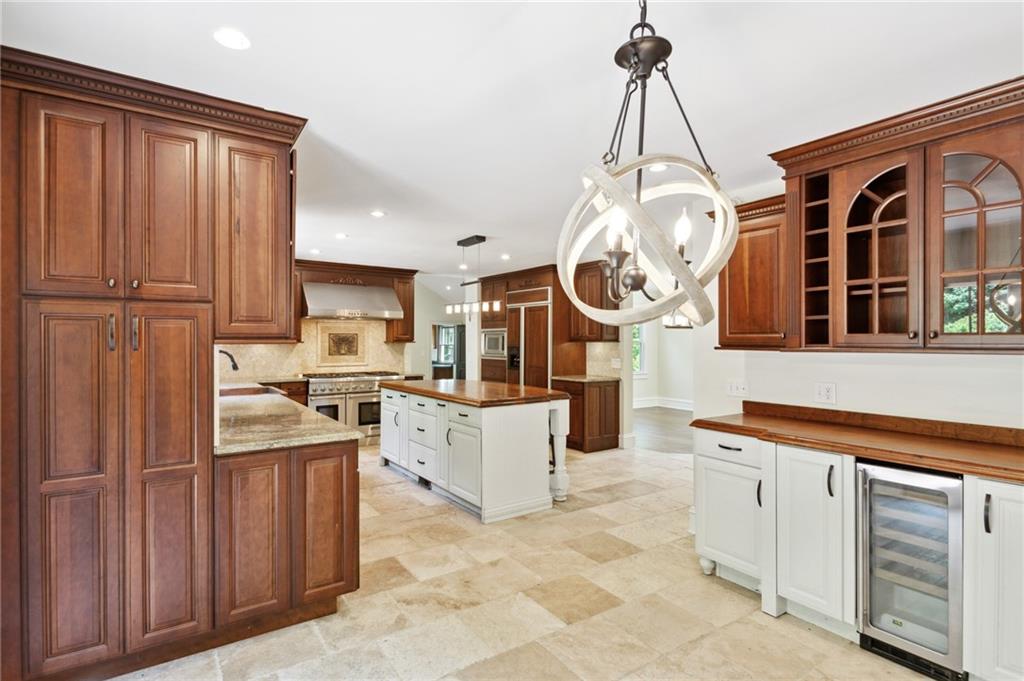 1532 Huntingdon Trail