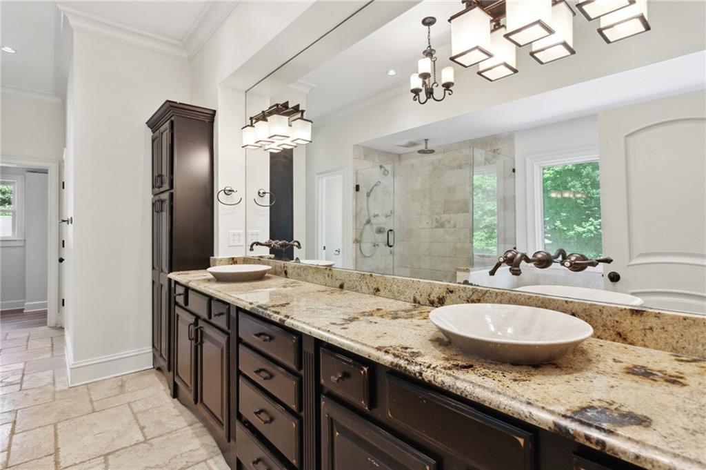 1532 Huntingdon Trail