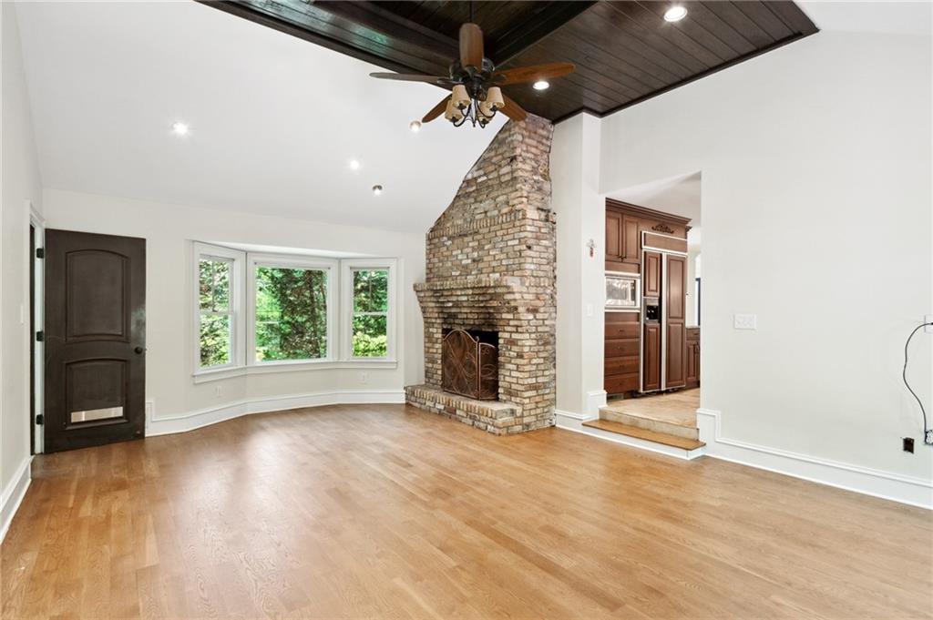 1532 Huntingdon Trail