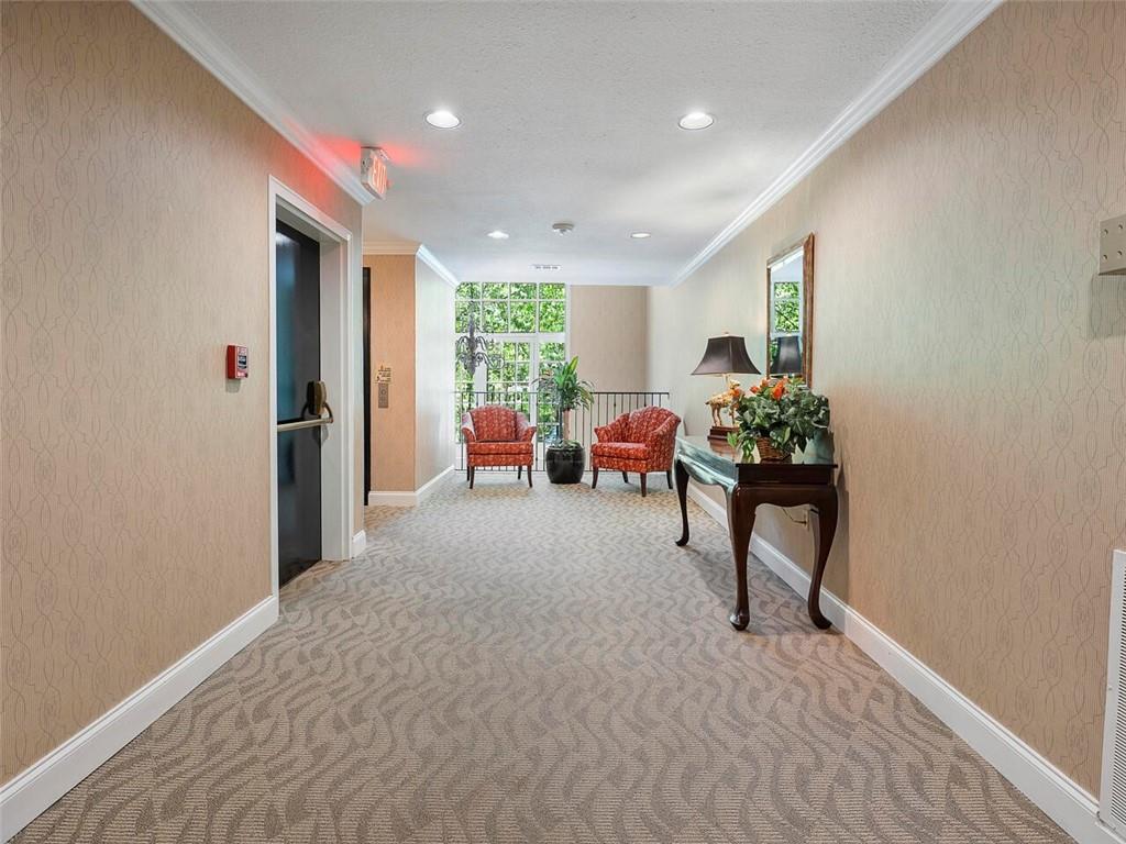 25211 Plantation Drive NE Unit 211