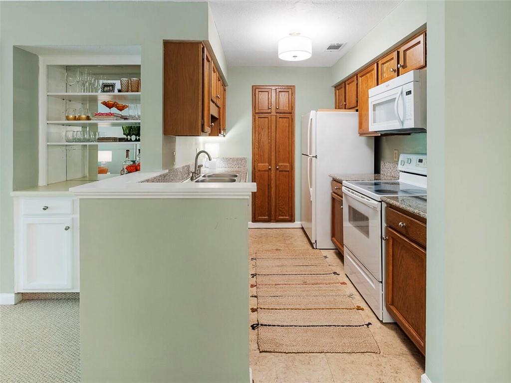 25211 Plantation Drive NE Unit 211
