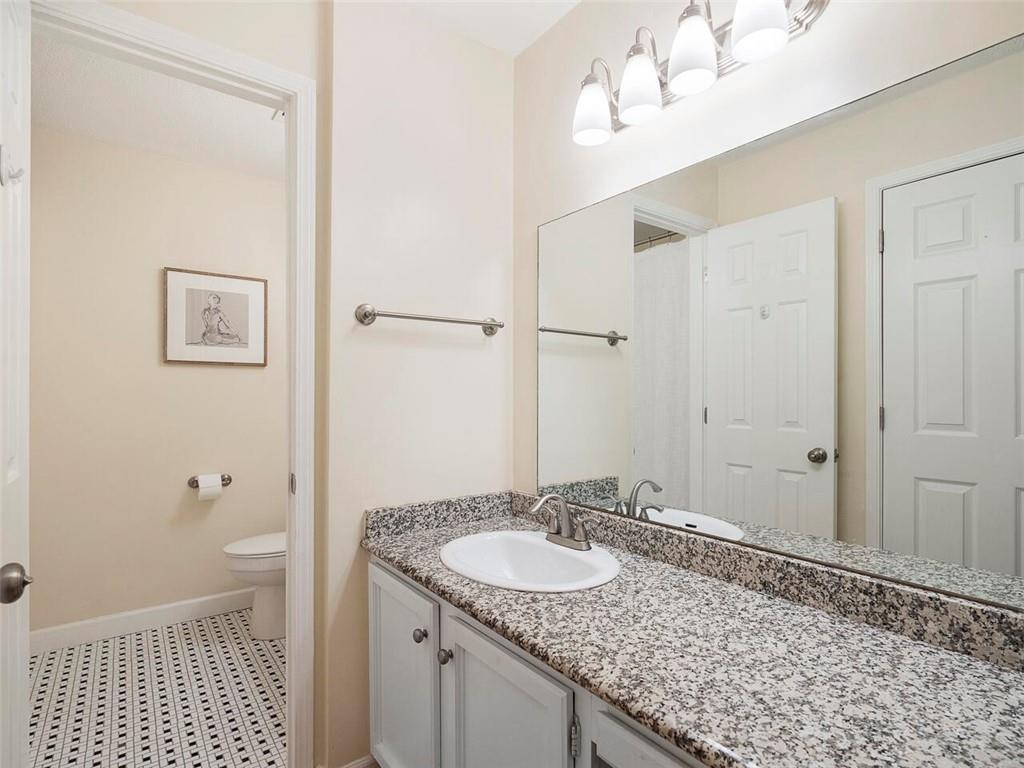 25211 Plantation Drive NE Unit 211