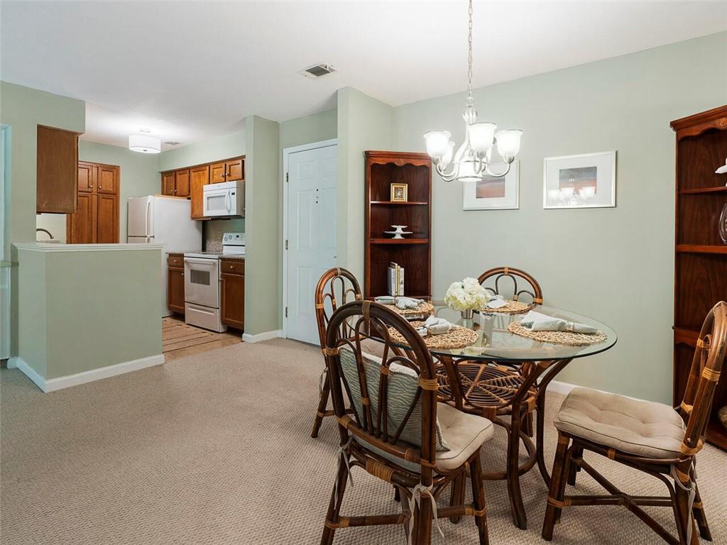 25211 Plantation Drive NE Unit 211