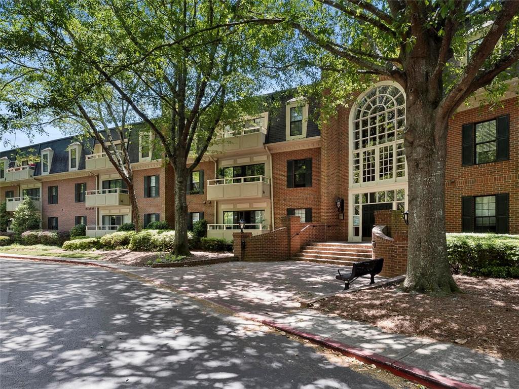 25211 Plantation Drive NE Unit 211