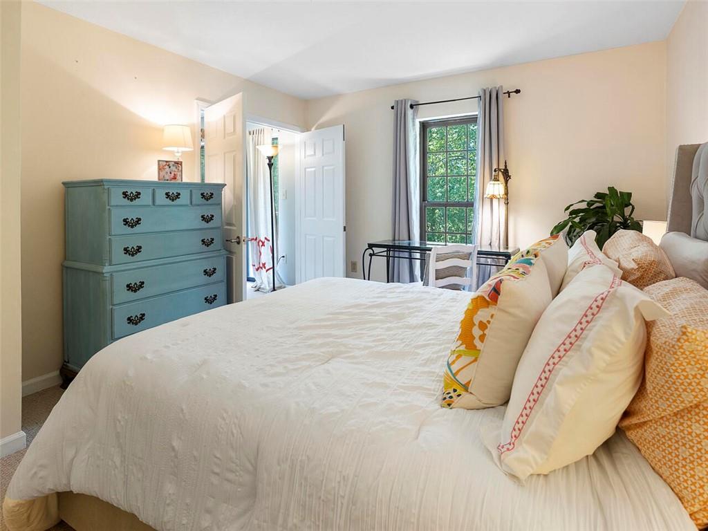 25211 Plantation Drive NE Unit 211