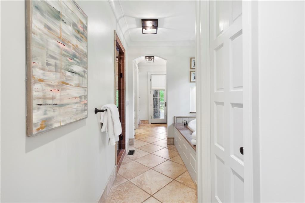 1193 Bellaire Drive NE