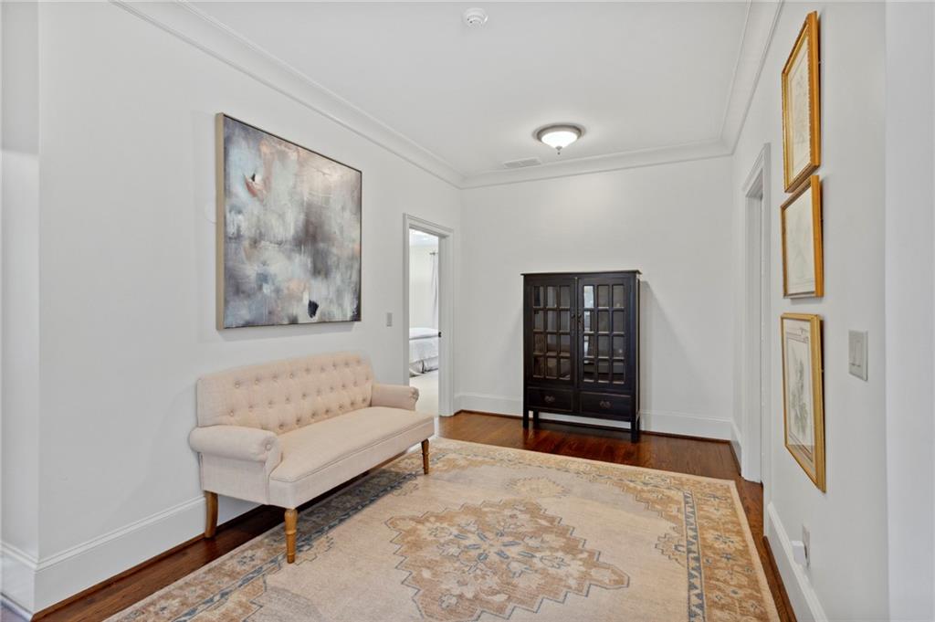 1193 Bellaire Drive NE