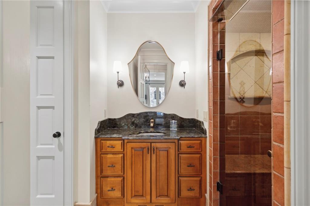 1193 Bellaire Drive NE