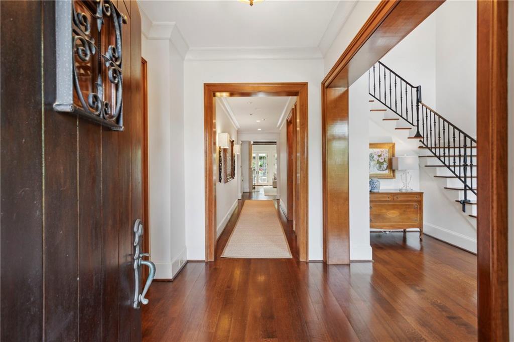 1193 Bellaire Drive NE