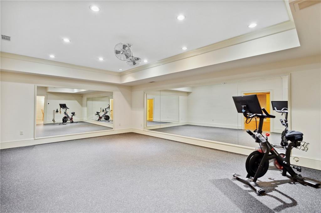 1193 Bellaire Drive NE