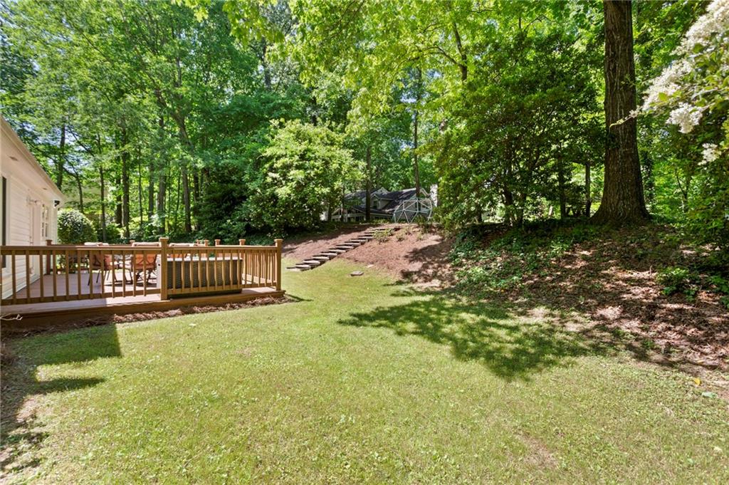392 Huntsman Way SE